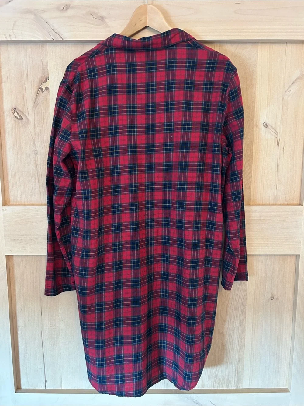 Barbour Women’s holiday red Green Plaid Cotton nightgown Sleep Shirt EUC medium